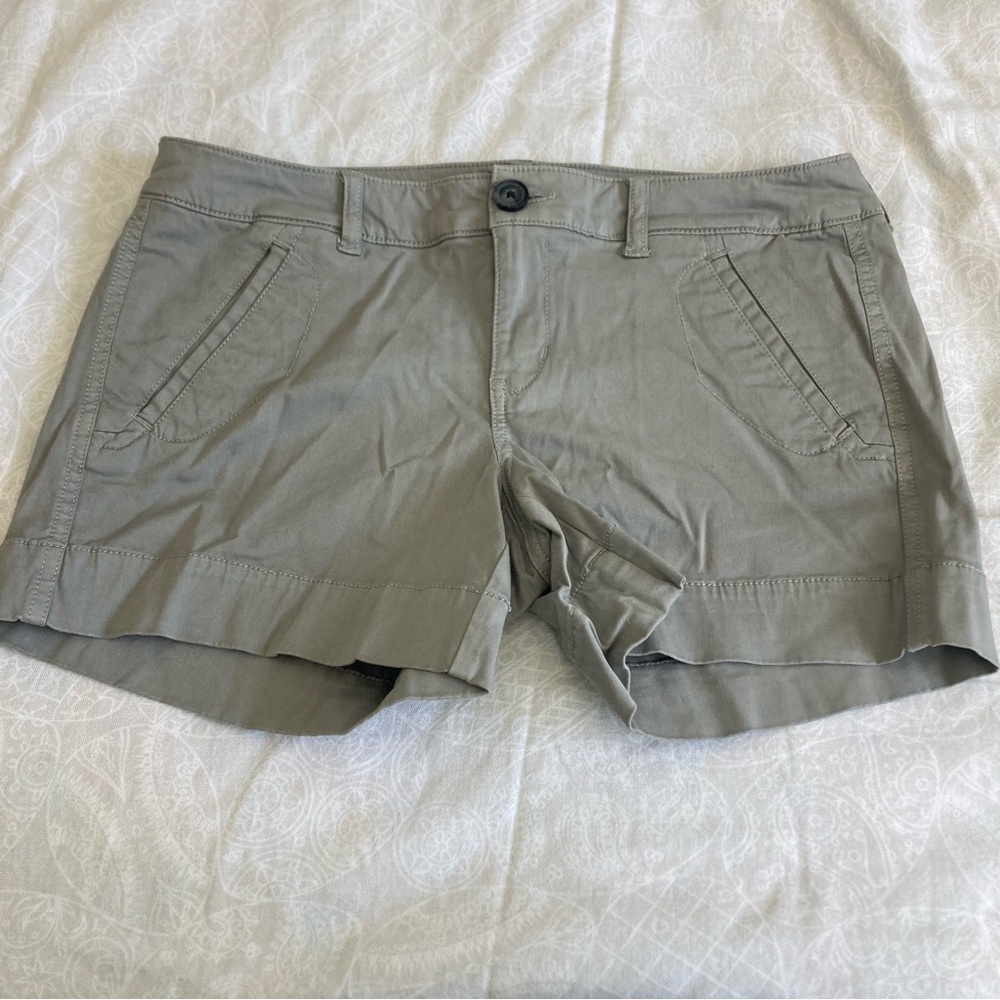 American Eagle Outfitters Women's Chino Shorts Stretch Gray Size 10